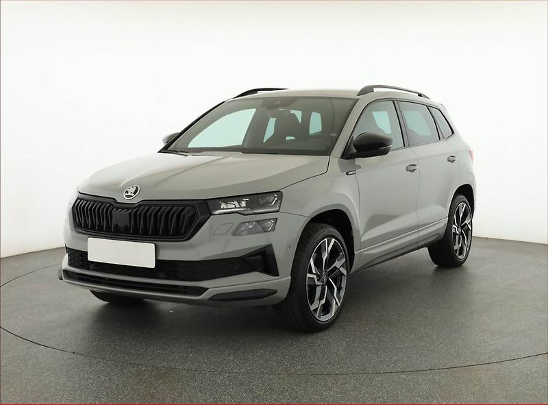 Škoda Karoq (2025) 2.0 TDI, Sportline - fotka 2 z 21