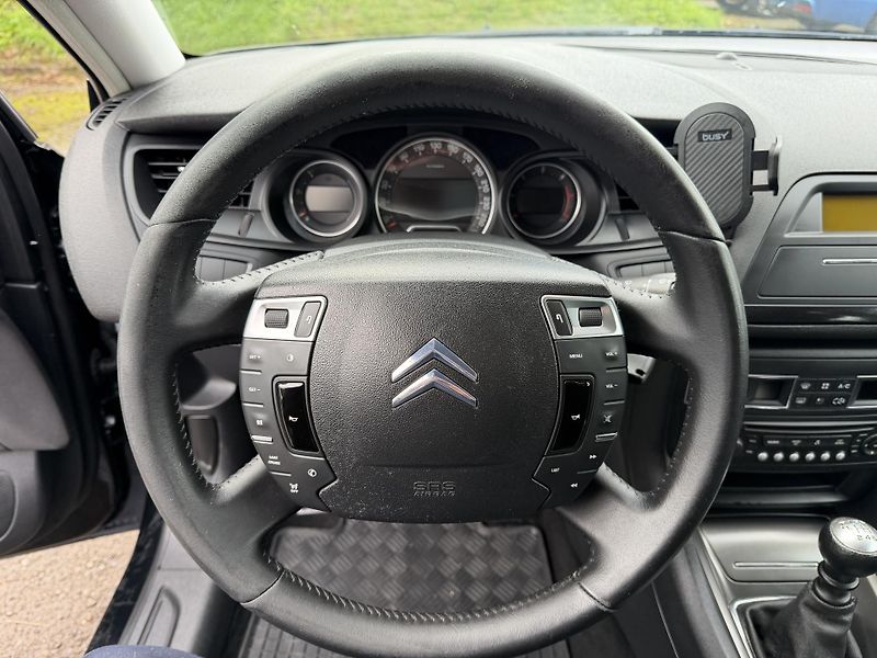 Citroën C5 2.0 HDI - fotka 18 z 22