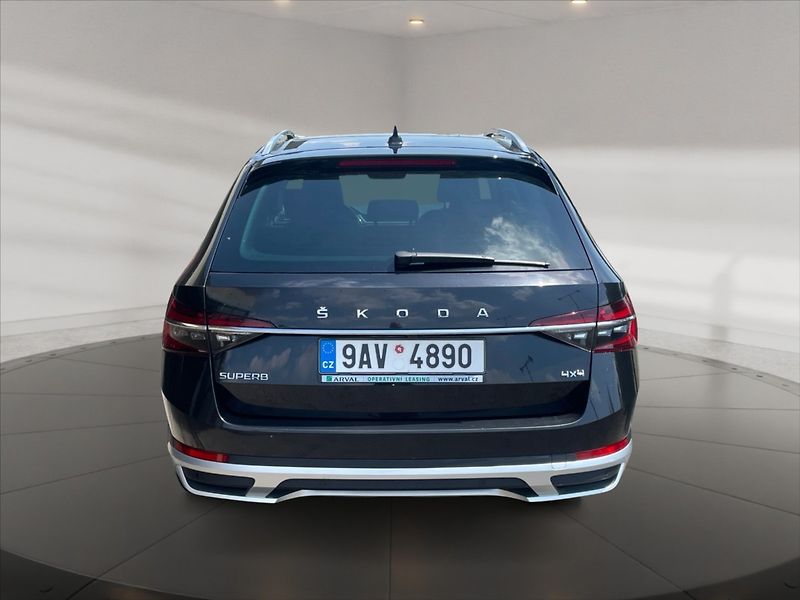 Škoda Octavia 2,0 TDI 147 Scout 4x4 DSG - fotka 5 z 11