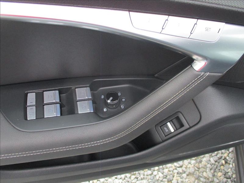 Audi A6 Allroad 3,0 50TDI, ZAMLUVENO - fotka 36 z 50