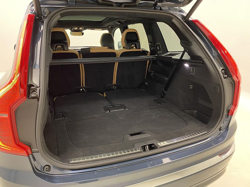 Volvo XC90 B5 AWD BRIGHT ULTRA AUT CZ 7m - fotka 6 z 66