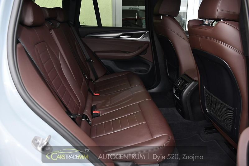 BMW X3 xDrive30d M-SPORT 1M ČR - fotka 22 z 54