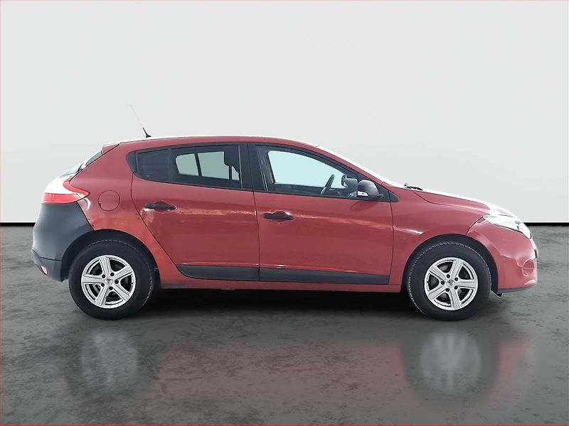 Renault Mégane (2011) 1.6 16V, po STK, Klima - fotka 6 z 18