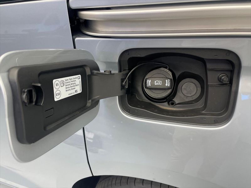 Volkswagen Caddy Life 1,5 TSI PHEV DSG - fotka 21 z 21