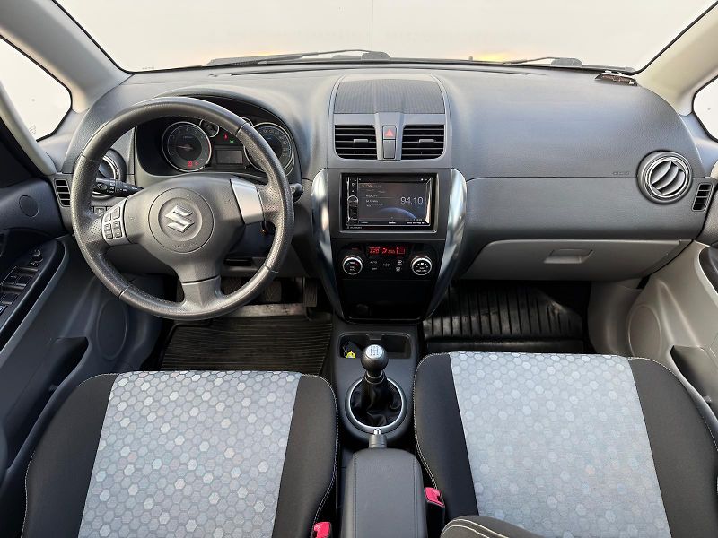 Suzuki SX4 1.6 VVT GLX 4x4 NAVI SE - fotka 5 z 30