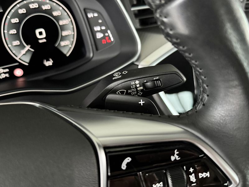 Audi A6 50TFSIe Quattro*360kam*KeyLess - fotka 29 z 38