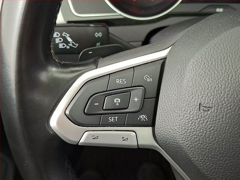 Volkswagen Passat (2019) 1.6 TDI, Automat, Navi - fotka 17 z 21