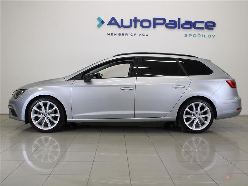 Seat Leon 1,5 TSi 96kW FR ST LED 71tkm.Č - fotka 5 z 26