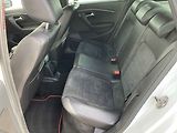 Volkswagen Polo (2015) 1.8 TSi, GTi, DSG, LED, navi - náhled 10