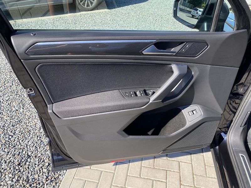 Volkswagen Tiguan Allspace 1.4TSI 110KW -ALLSPACE- DPH - fotka 13 z 47