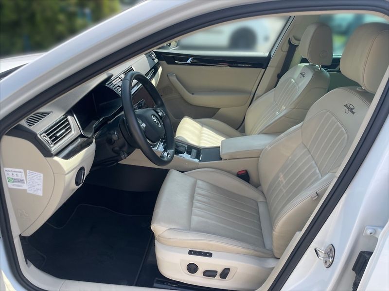 Škoda Superb 1,4 PHEV 160 L&K DSG - fotka 7 z 11