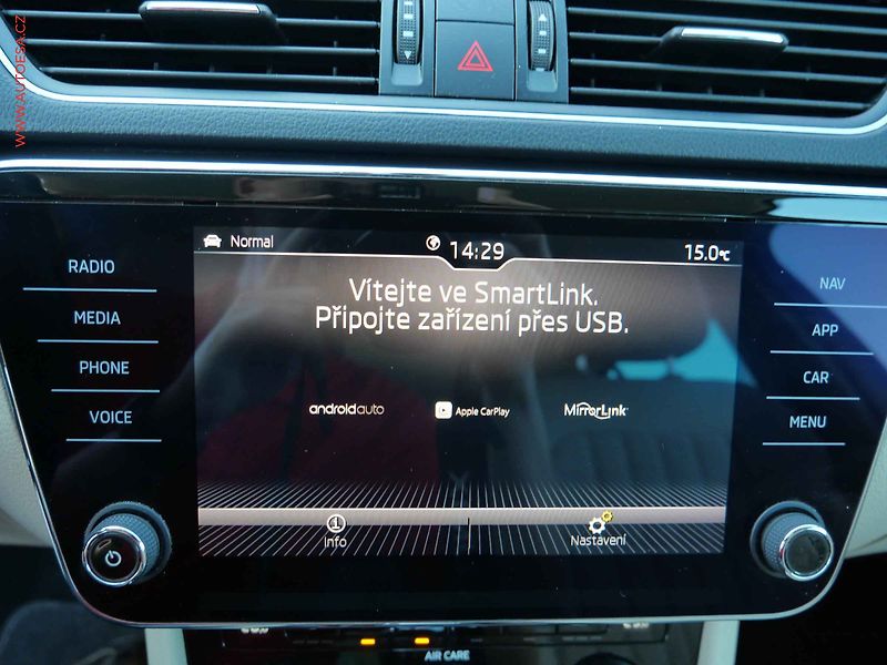 Škoda Superb (2018) 2.0 TDi 4x4, 2.maj,ČR, Style - fotka 23 z 31