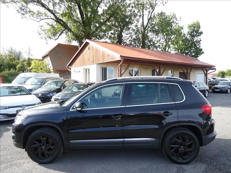 Volkswagen Tiguan 2,0 TDi 130kW 4MOTION, závěs - fotka 6 z 43