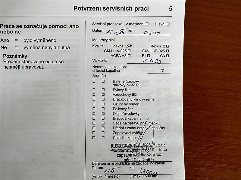 Opel Astra 1,4 103 kW TURBO automat, CZ - fotka 34 z 36