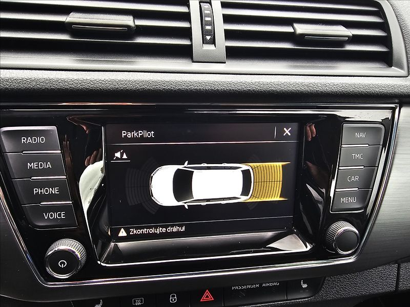 Škoda Fabia III 1,0 MPi55 KW Soleil - fotka 43 z 43