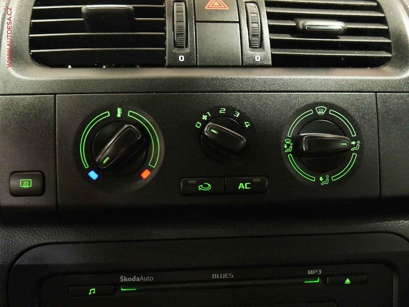 Škoda Fabia (2012) 1.2i, ČR, AC, STK9/28 - fotka 12 z 15