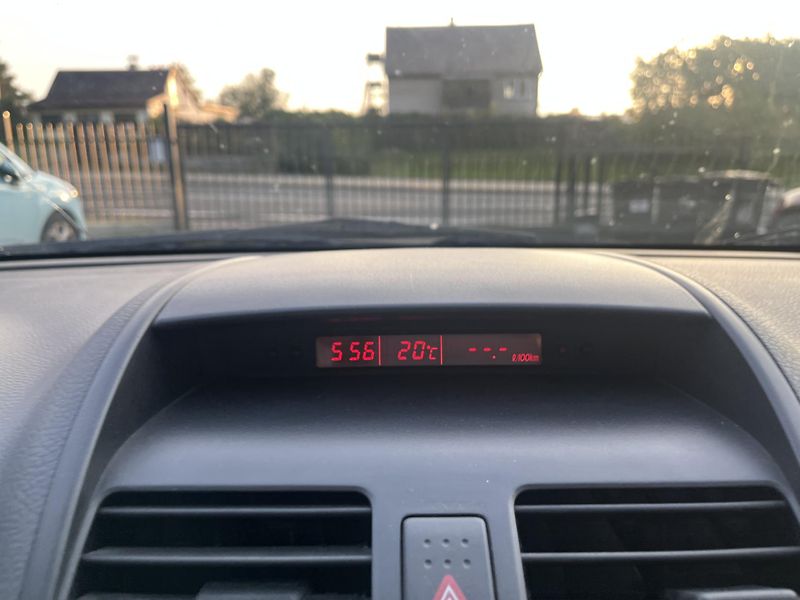 Suzuki SX4 (2007) PĚKNÝ STAV i CENA - fotka 16 z 30