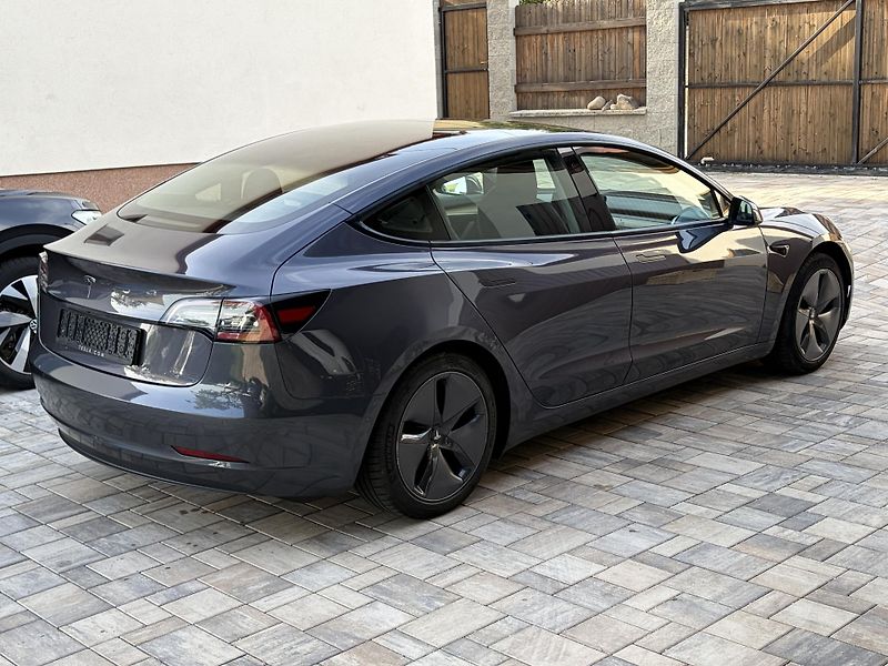 Tesla Model 3 (2022) SR+60,LFP-6L, SOH 96% - fotka 3 z 14