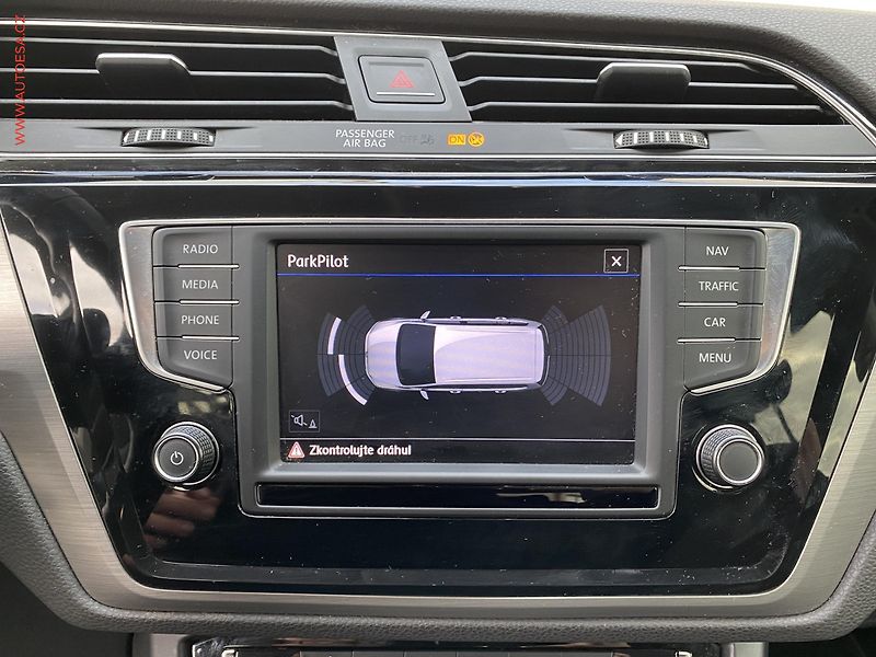 Volkswagen Touran (2017) 1.6 TDi, STK11/27 - fotka 18 z 19