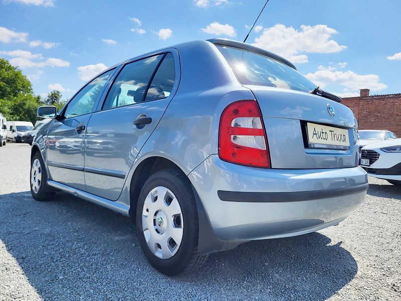 Škoda Fabia 1.2 i 12V HTP 47kW - fotka 29 z 37