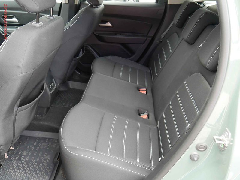Dacia Duster (2022) 1.3 TCe, ČR, LED, AC - fotka 10 z 20