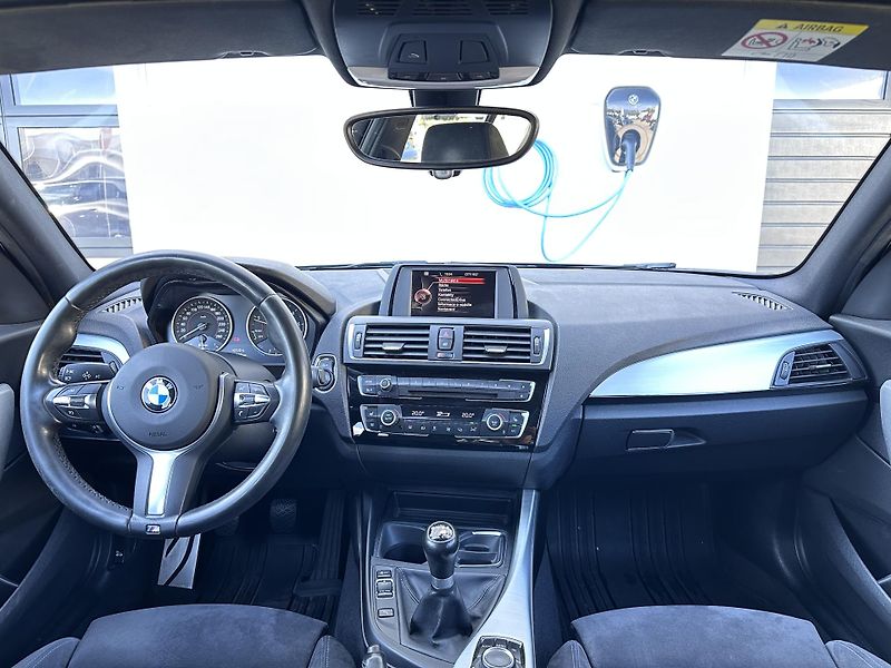 BMW Řada 1 120d M-Sport - fotka 6 z 19