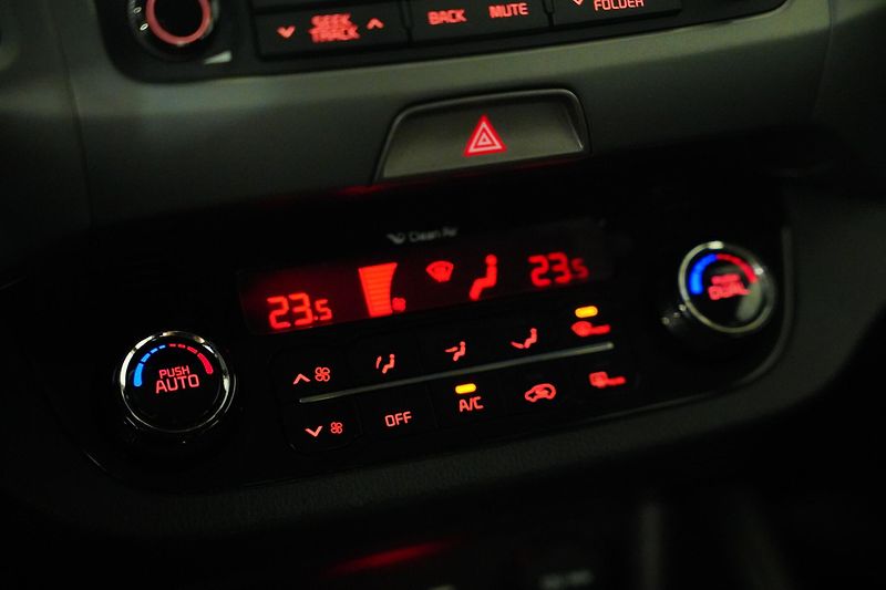 Kia Sportage - fotka 22 z 27
