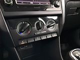 Škoda Rapid (2019) 1.0 TSI, Park. senzory - náhled 15