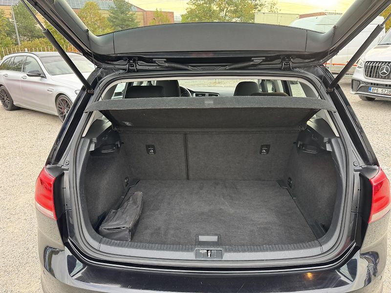 Volkswagen Golf (2015) 1.2 TSi 81KW 1.Majitel  - fotka 20 z 35