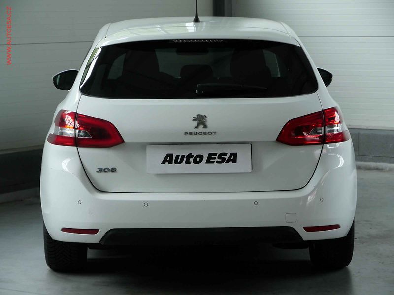 Peugeot 308 (2018) 1.2 PT, ČR, Active - fotka 5 z 21