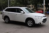 Mitsubishi Outlander 2.2DI-D 4X4 7 MÍST 110kW - náhled 8