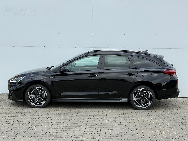 Hyundai i30 1.5 T-GDI MHEV DCT N-Line - fotka 3 z 29