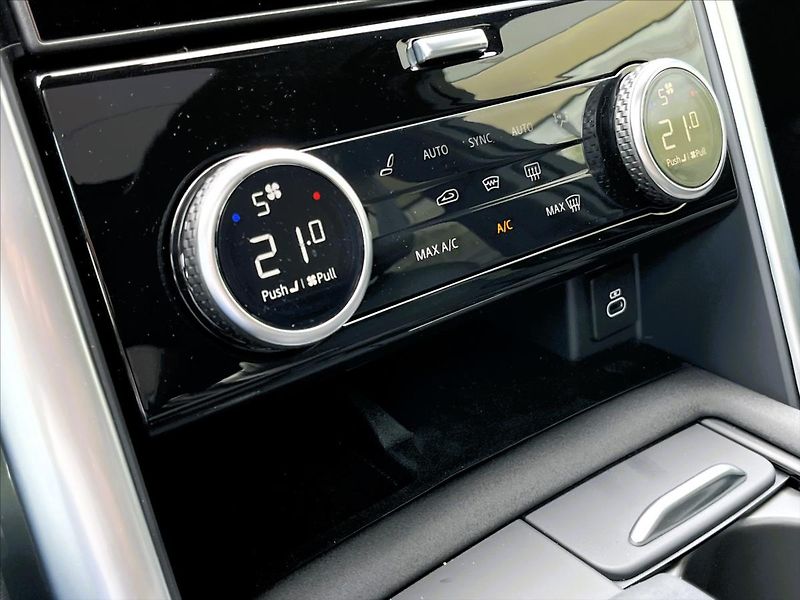 Land Rover Discovery (2026) 3,0 D350 LANDMARK AWD* - fotka 21 z 28