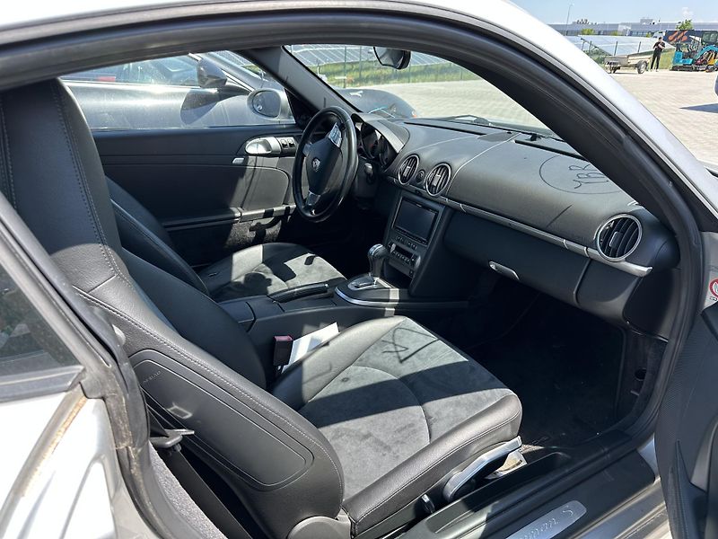 Porsche Cayman (2007) S 987 Tiptronic, velký servis  - fotka 16 z 22
