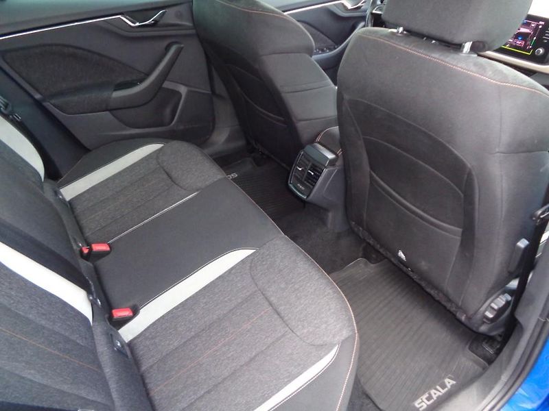 Škoda Scala 1.0 TSI  SPACEBACK STYLE  85 k - fotka 23 z 29