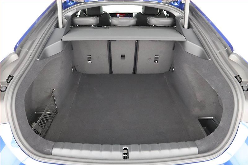 BMW Řada 4 (2025) M440i xDrive - fotka 24 z 27