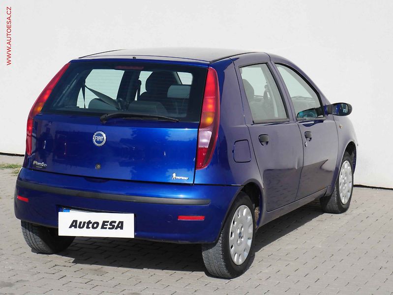 Fiat Punto (2008) 1.2i, ČR, El.okna - fotka 4 z 14