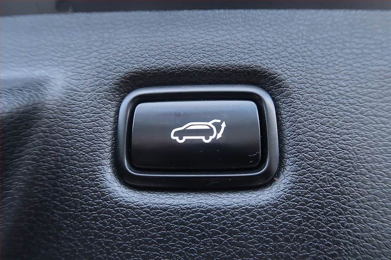 Kia XCeed (2022) 1.5 T-GDI, Automat, Serv.kniha - fotka 25 z 25