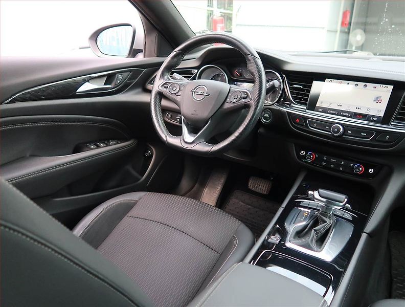 Opel Insignia (2018) Exclusive 1.5 Turbo, Automat - fotka 7 z 23