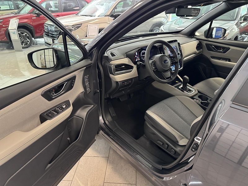 Subaru Forester (2025) Comfort Navi Lineartronic - fotka 12 z 23