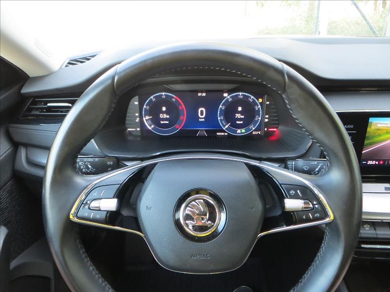 Škoda Octavia 2,0 TDI 85kW Ambition ČR - fotka 21 z 27