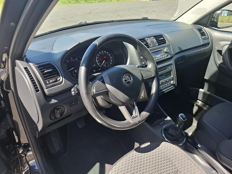 Škoda Fabia (2014) II kombi 1.2TSi 77kW,aut.klim - fotka 9 z 17