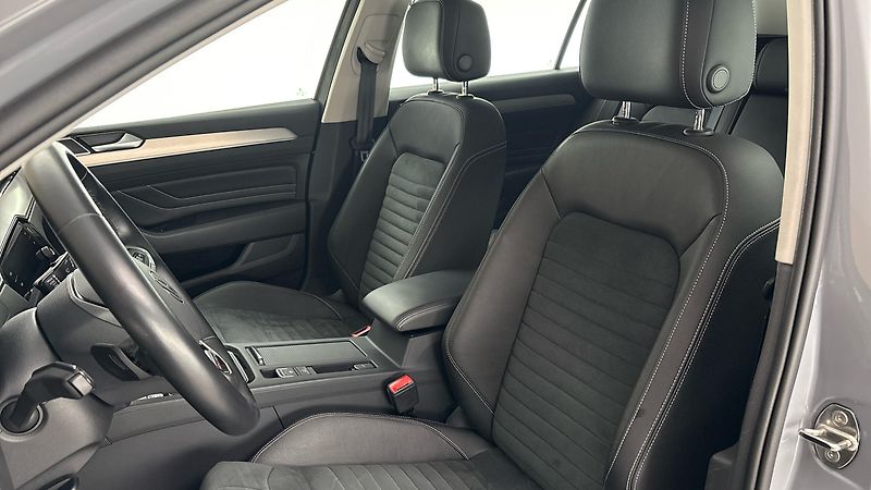 Volkswagen Passat 2.0 TDI DSG 4MOTION Elegance V - fotka 15 z 27