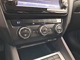 Škoda Octavia (2013) Elegance 2.0 TDI, Automat - náhled 16