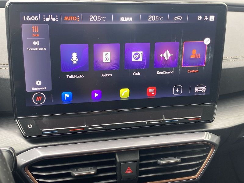 Cupra Formentor (2024) 1.5 TSI DSG - fotka 27 z 40