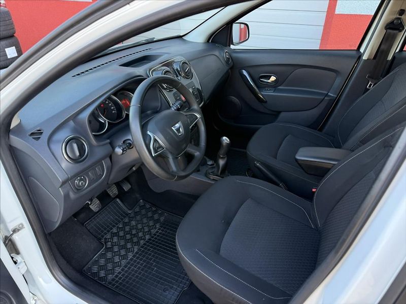 Dacia Sandero 1,0 klima / zcela nový servis - fotka 5 z 17