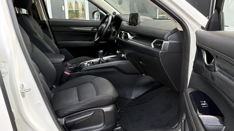 Mazda CX-5 2.0i AWD Revolution 6MT - fotka 11 z 14