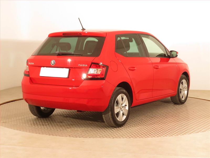 Škoda Fabia (2018) Extra 1.0, Tempomat - fotka 5 z 15