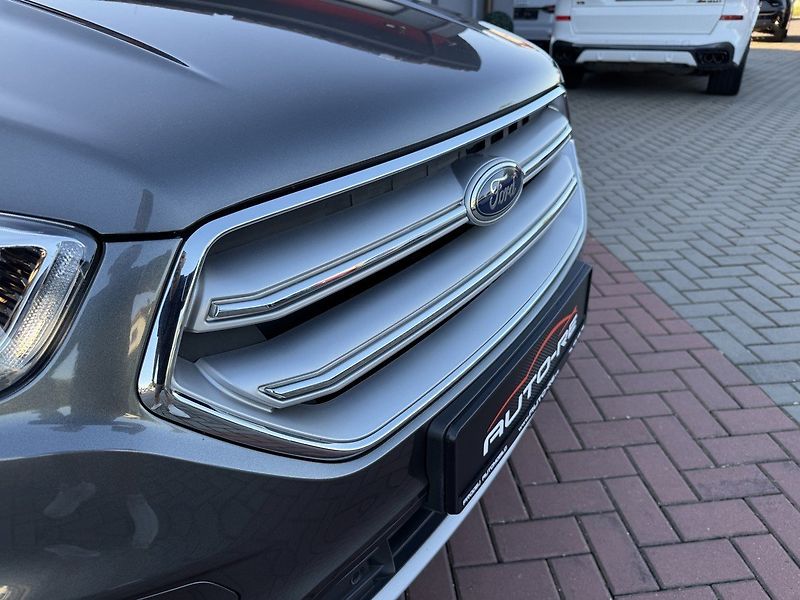 Ford Kuga (2017) 2.0TDCi AWD Xenony Kamera - fotka 38 z 49