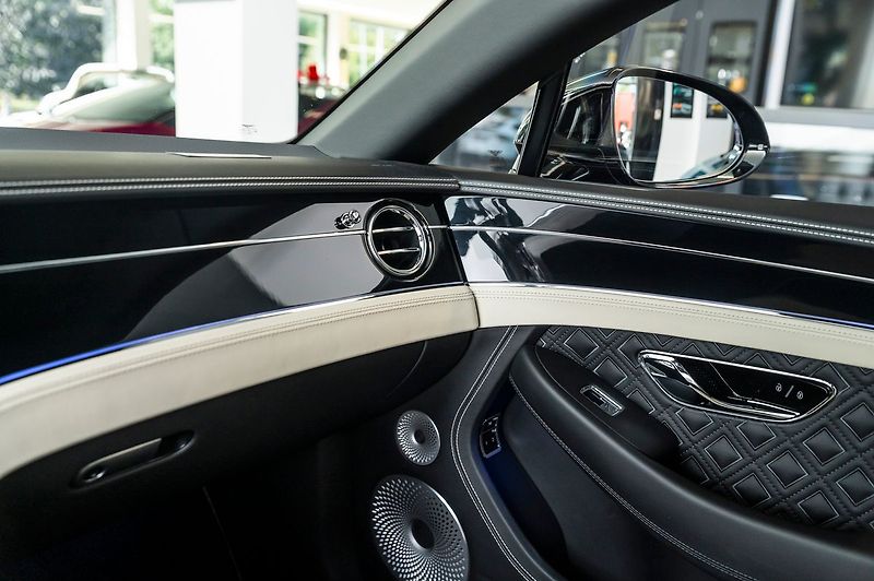 Bentley Continental GT W12/B&O/360/Masáž/Matrix - fotka 13 z 19